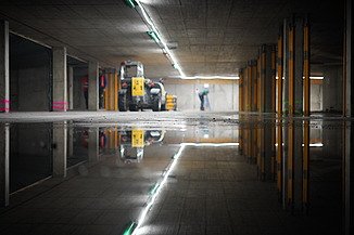 Foto einer abgestützten Tiefgarage vor der Instandsetzung