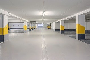 Foto von einer Tiefgarage mit Oberflächenbeschichtung